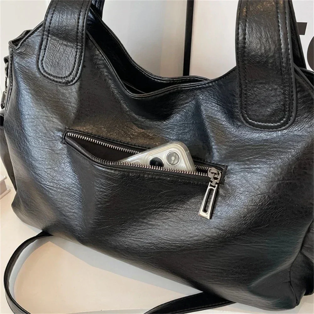 Kyla Shoulder Bag - Image 3
