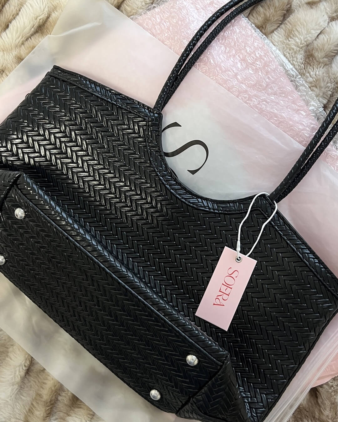 Rica Woven Faux Leather Bag - Image 2