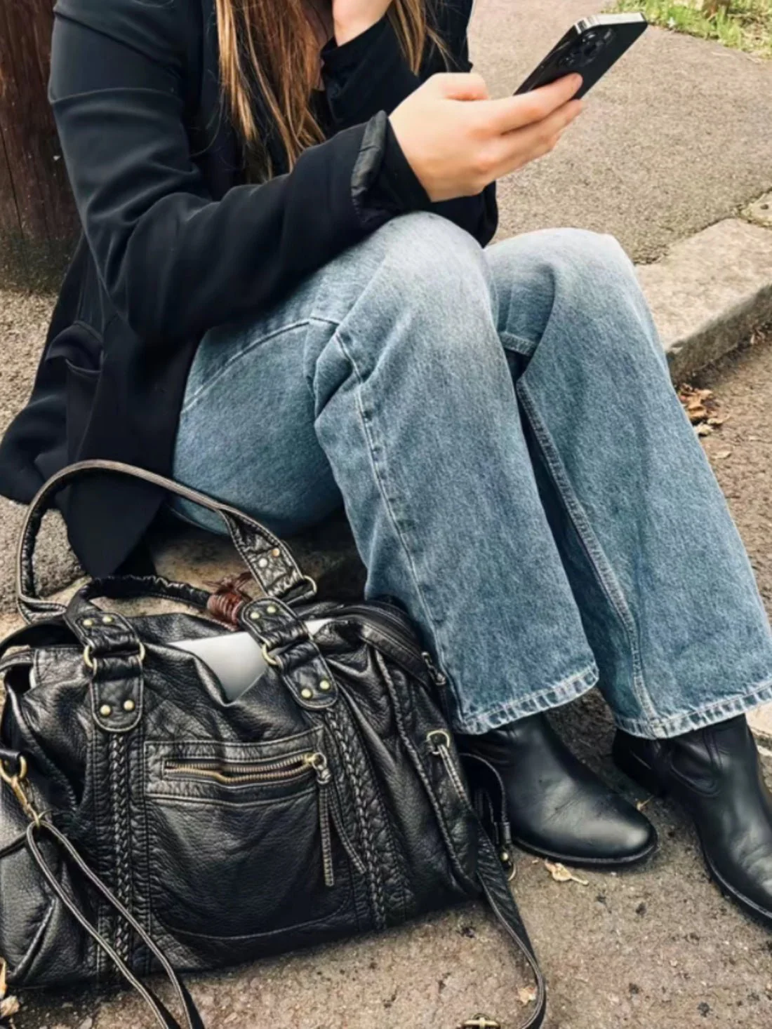 Tanja Shoulder Bag - Image 7