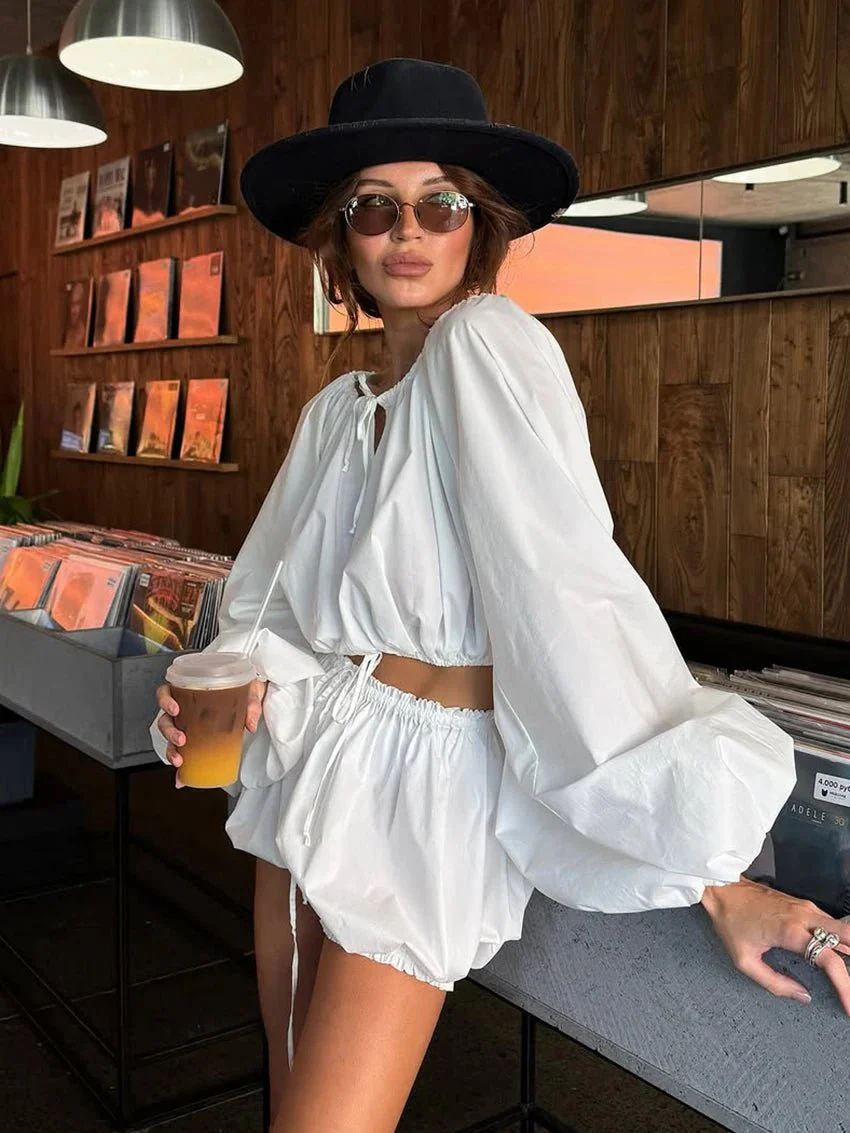 Zoe Off-the-shoulder & Shorts Set - Image 2